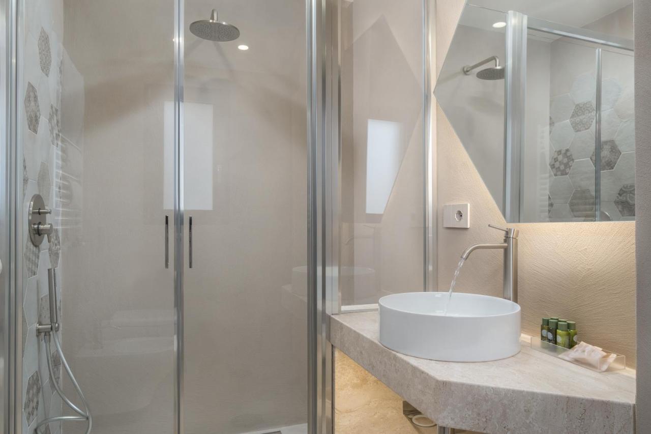 Villa Ilma Luxury Rooms อาร์ซาเคนา ภายนอก รูปภาพ