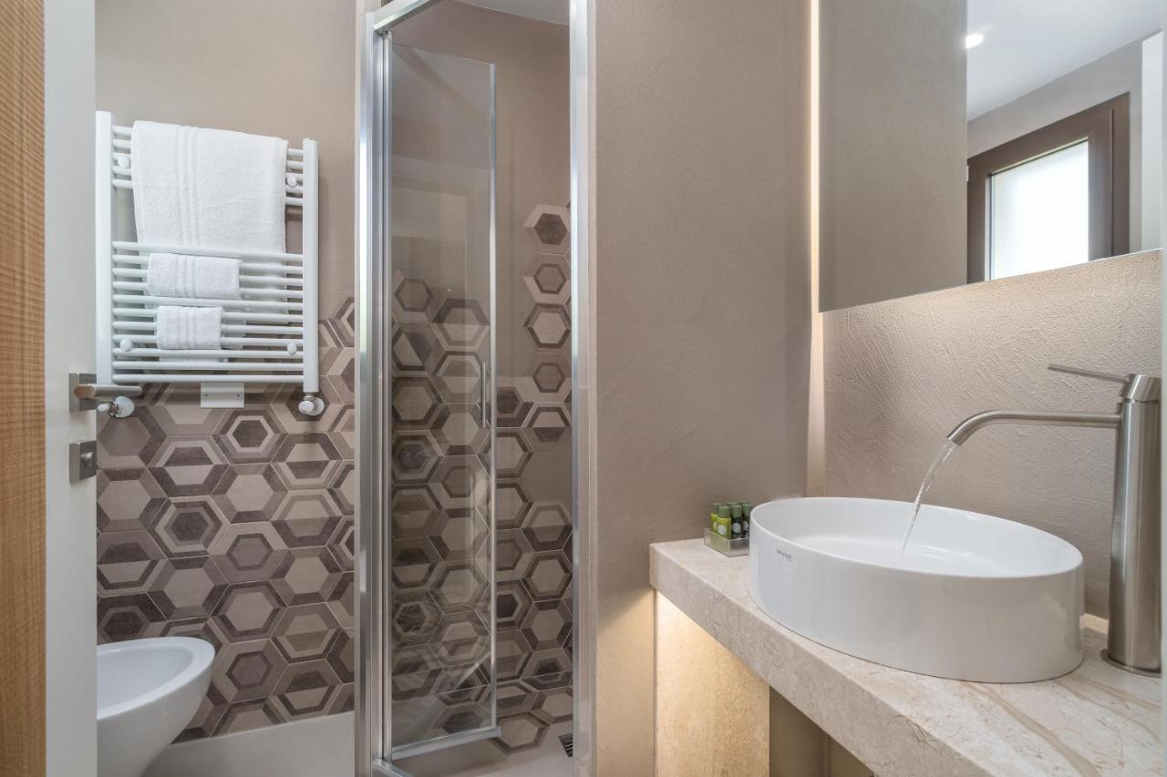 Villa Ilma Luxury Rooms อาร์ซาเคนา ภายนอก รูปภาพ