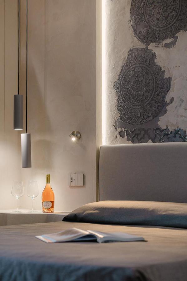 Villa Ilma Luxury Rooms อาร์ซาเคนา ภายนอก รูปภาพ