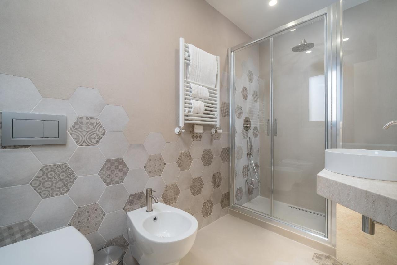 Villa Ilma Luxury Rooms อาร์ซาเคนา ภายนอก รูปภาพ